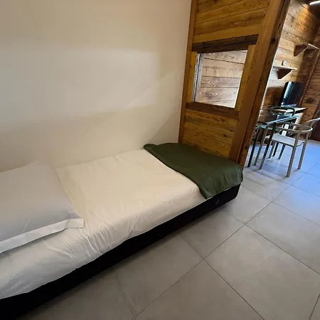 Tiny Charming Close To The Slopes Apartman *